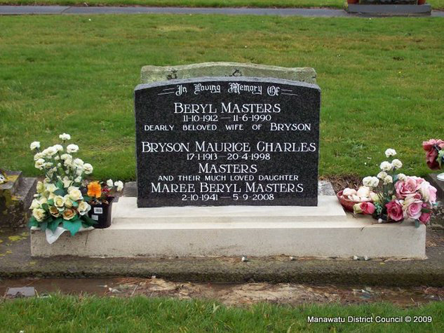 Photo of headstones/Beryl Madeline Evelyn Jefferies died 1990 hdstn Sanson